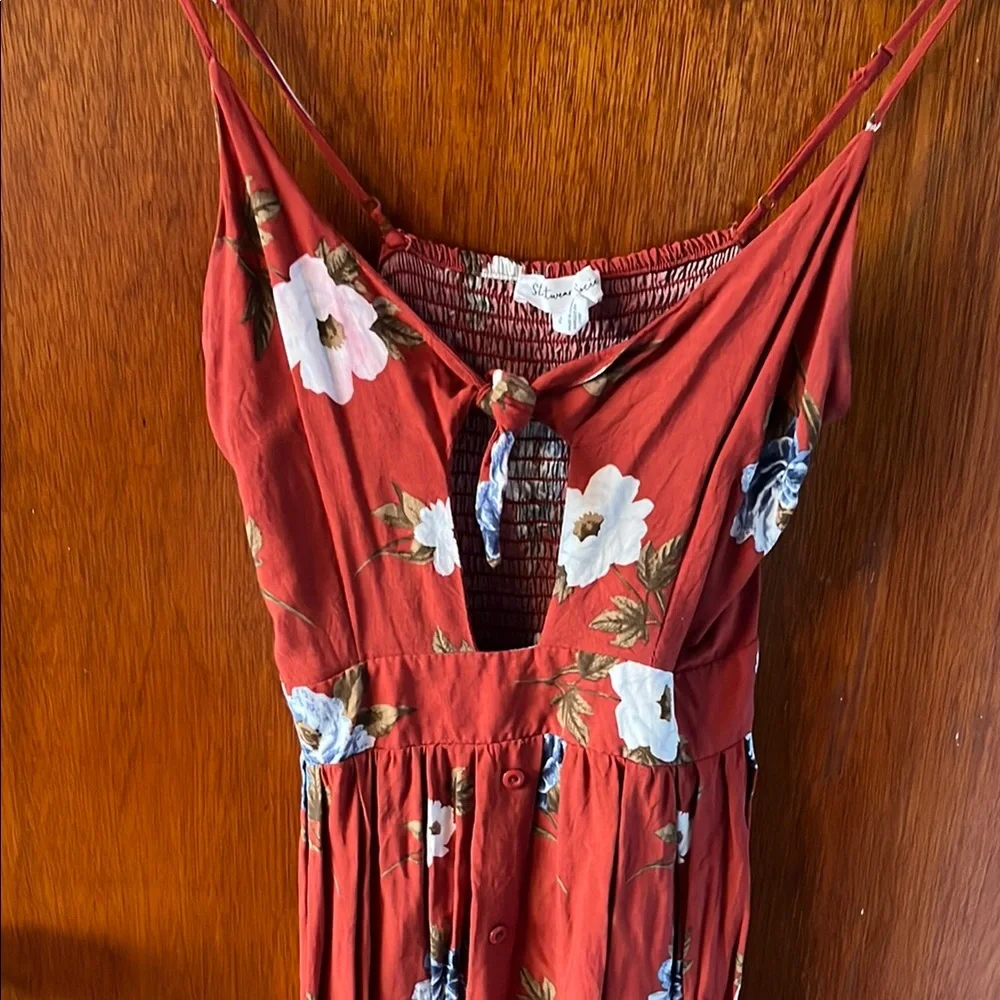Floral Red Maxi Dress - Picture 4 of 4